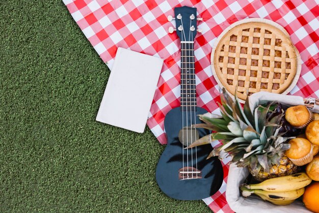 Exploring Vibrant Cultures Through Food and Music in Iconic American Destinations
